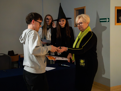 Public thumb img 9015