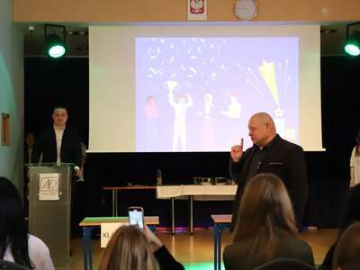 Public thumb 572161420 18395943487193945 8865793251138826357 n