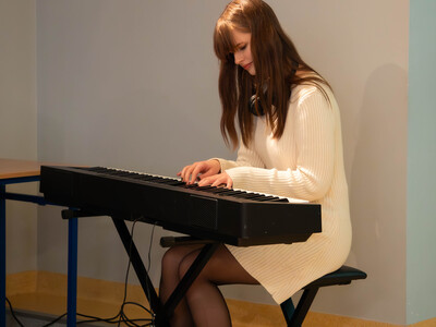 Public thumb img 9983