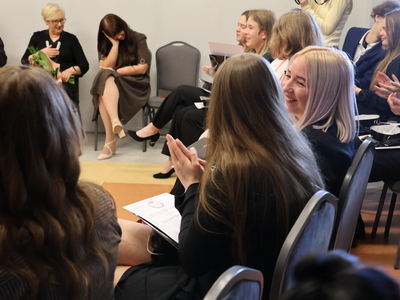 Public thumb img 8740