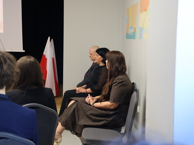 Public thumb img 9931