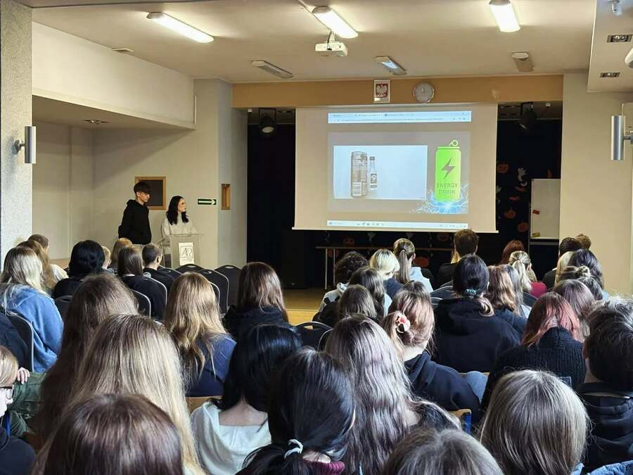 Display 573140179 18397429270193945 2533394244673453643 n